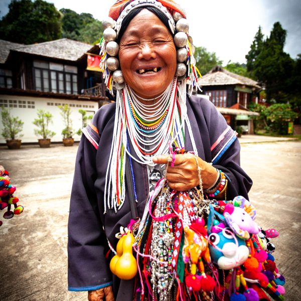 Vendeuse de souvenirs en Thaïlande