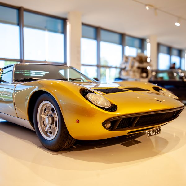 Lamborghini Miura